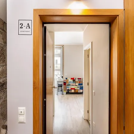 Apartment With Balcony In